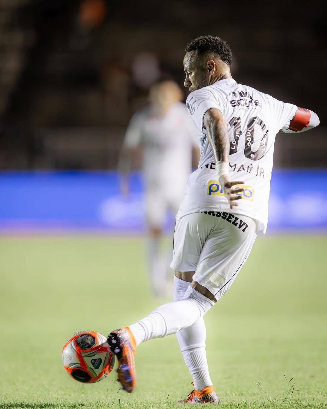 Neymar, que foi destaque do Santos na vitória por 3 a 0 sobre a Inter de Limeira, neste último domingo (23), disputou o seu primeiro jogo completo desde que retornou ao Peixe. (Foto: Instagram)