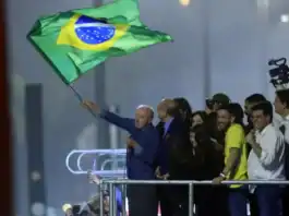 O “exército digital” de Lula: Como apoiadores do presidente mudaram a eleição em duas semanas